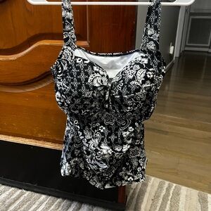 Black and White Floral Women's Tankini Top